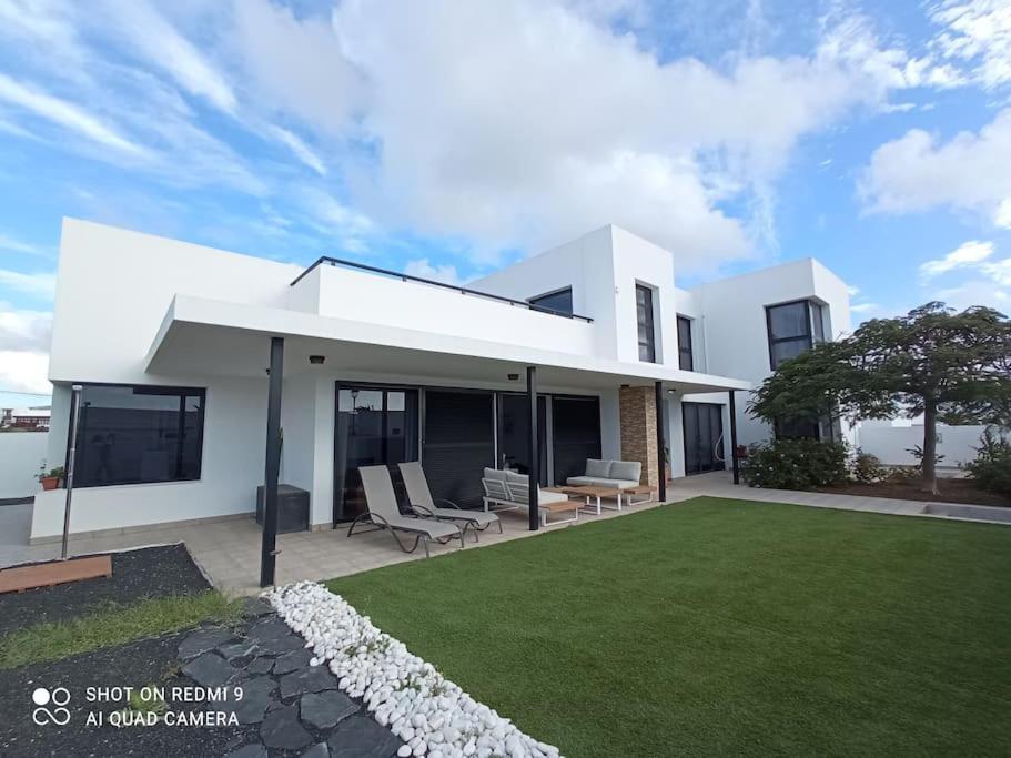 Villa Gehidy テギセ エクステリア 写真